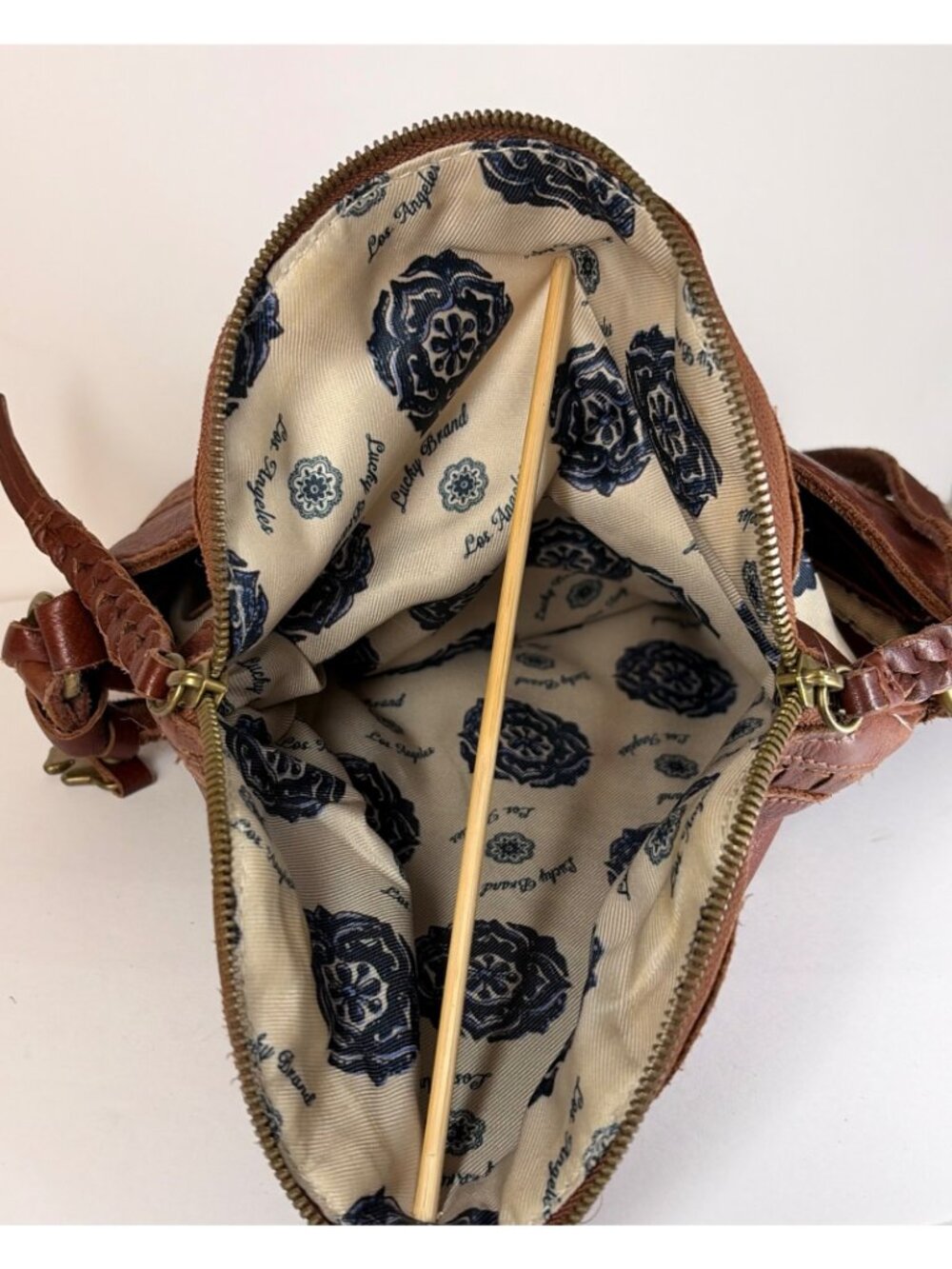 Vintage Lucky Brand Crossbody Shoulder Bag Italian Leather Whipstitch Brown - Picture 12 of 16